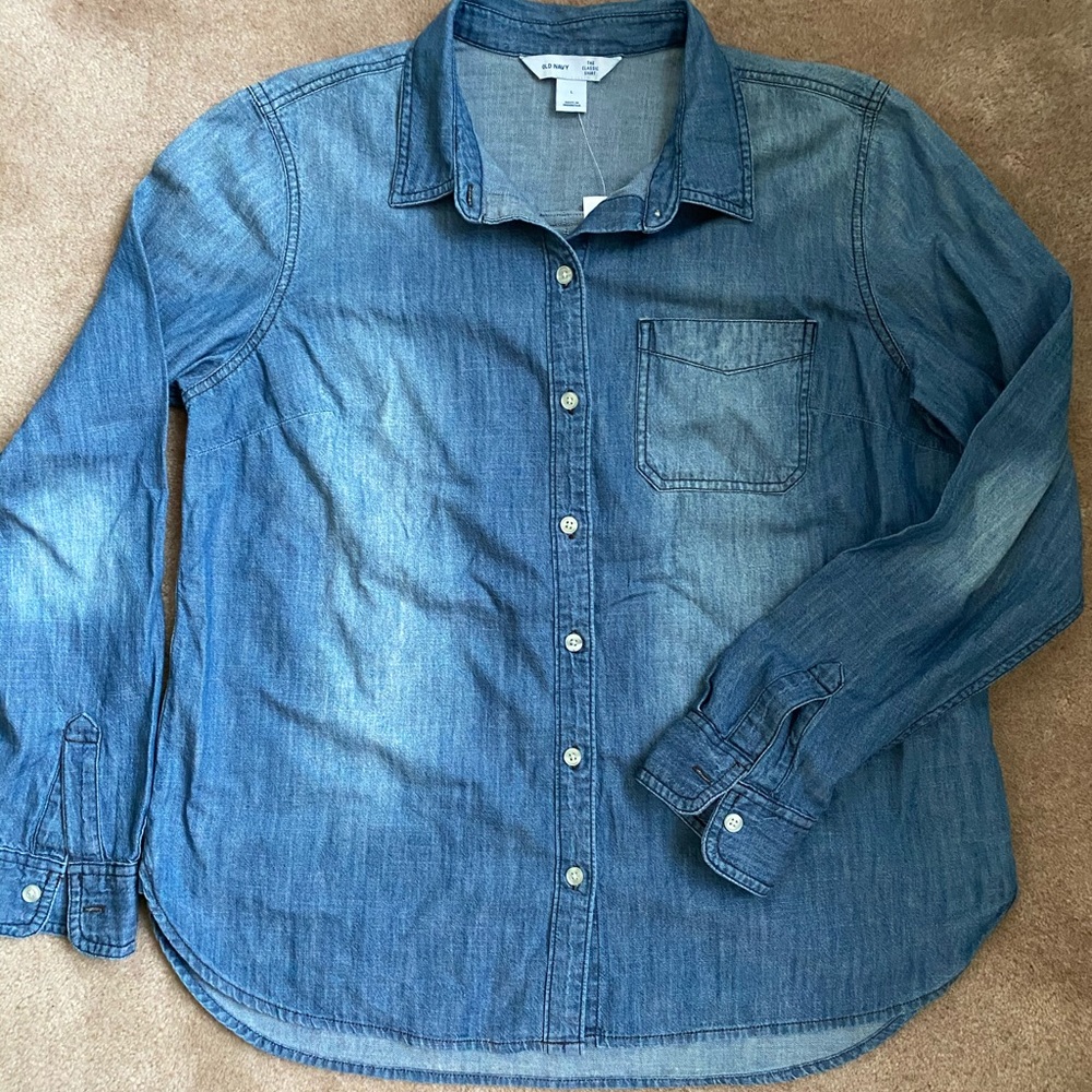 Brand New Old Navy Denim Chambray Button Up